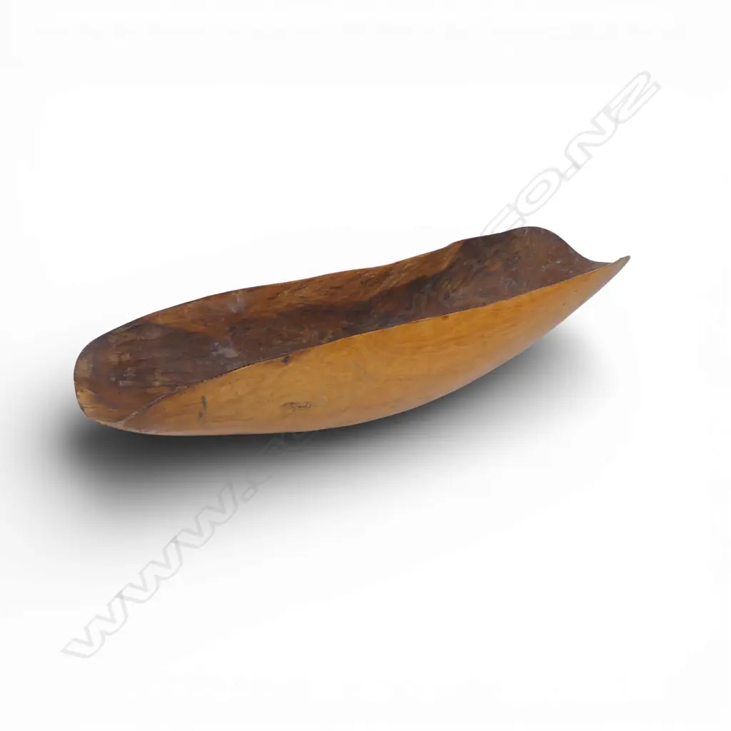 Australian Aboriginal coolamon carved wooden dish, Image 1++