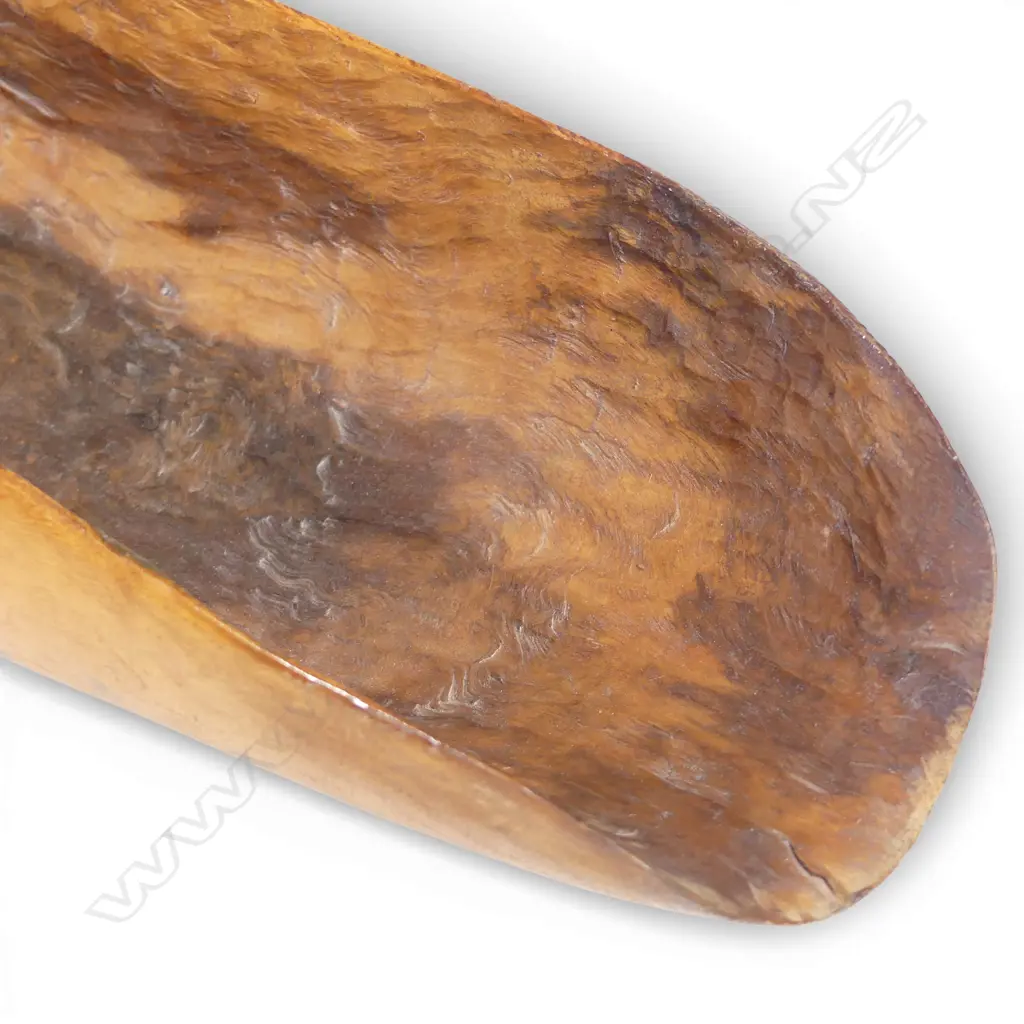 Australian Aboriginal coolamon carved wooden dish, Image 1++