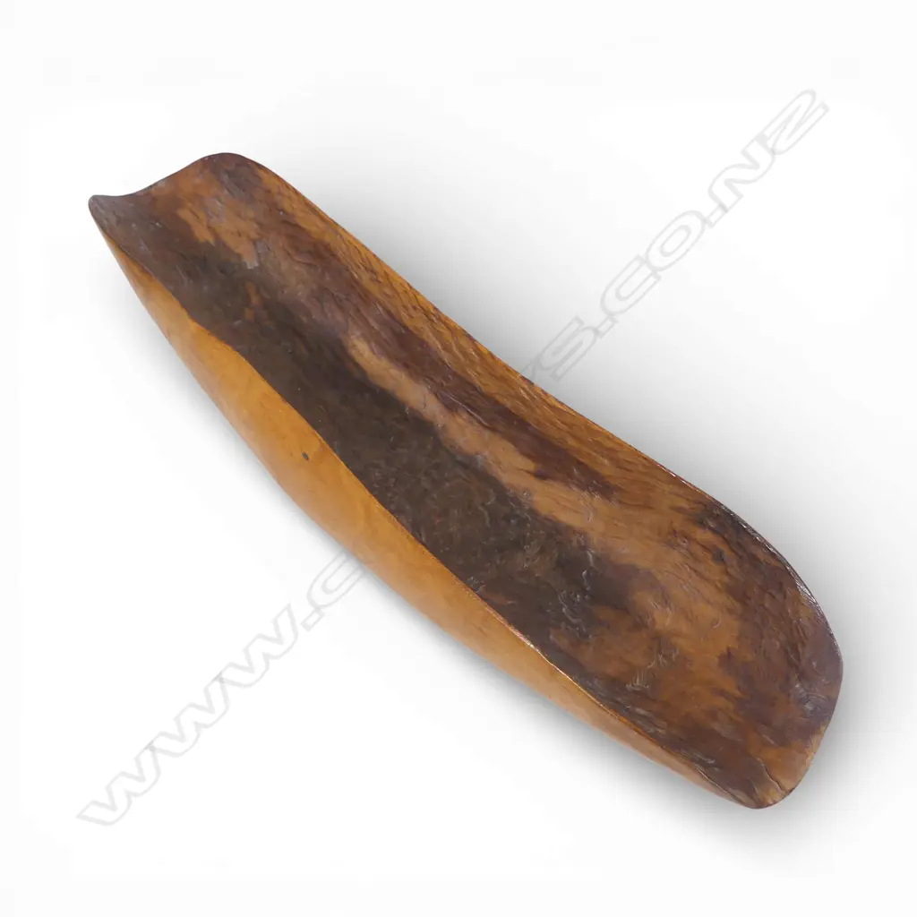 Australian Aboriginal coolamon carved wooden dish, Image 1++