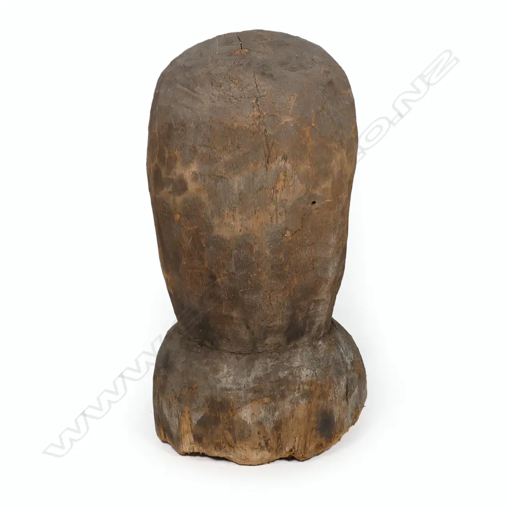 Old Vanuatu carved head Image 1++