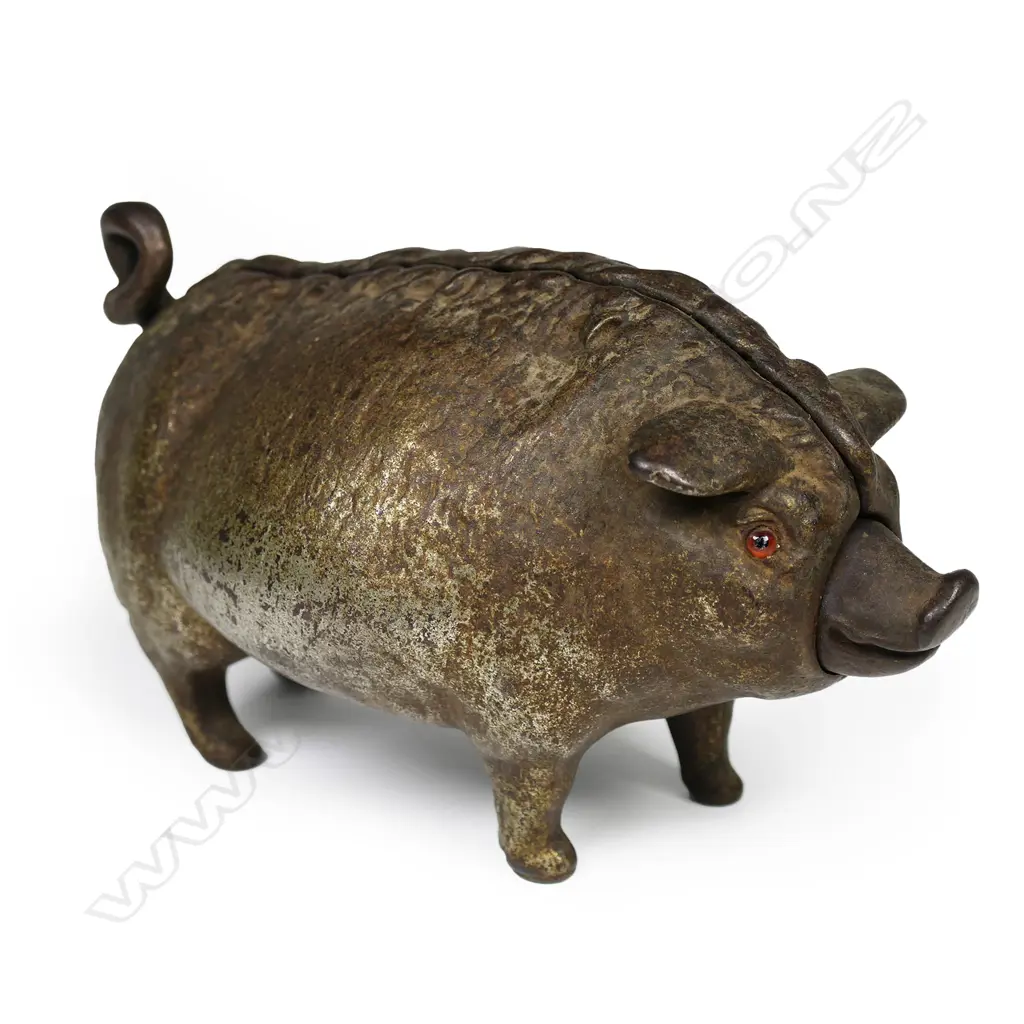 A late 19thC German cast iron desk or counter bell, Image 1++