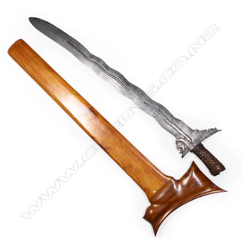An 18th/19thC large and impressive Indonesian Moro fighting kris sword, Image 1++