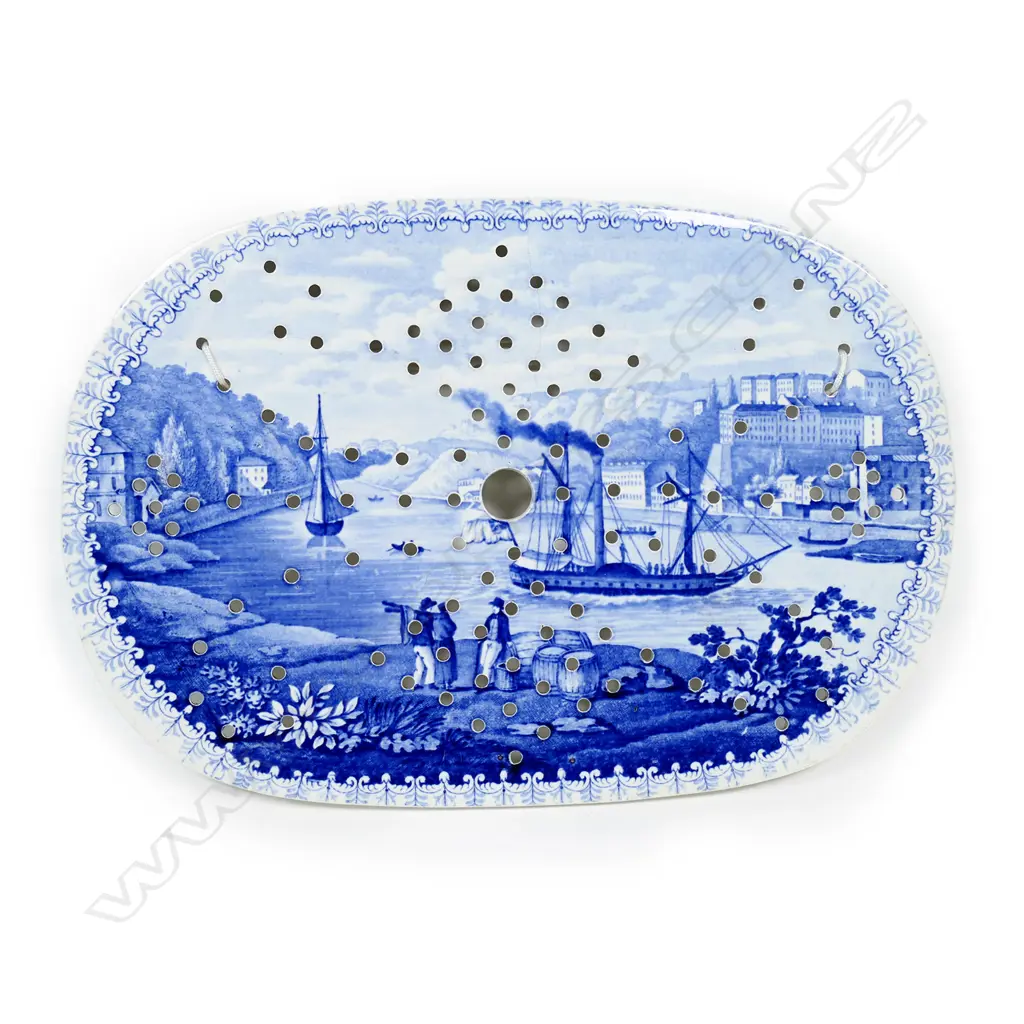 An early Victorian Poutney & Allies blue and white mazarin tray, Image 1++