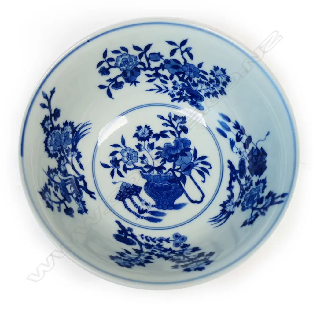 A quality Chinese imperial palace type bowl, Image 1++