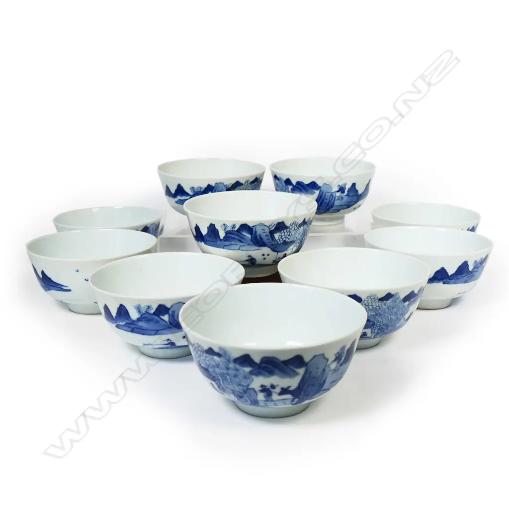 A set of ten c.1900 Chinese rise bowls, Image 1++