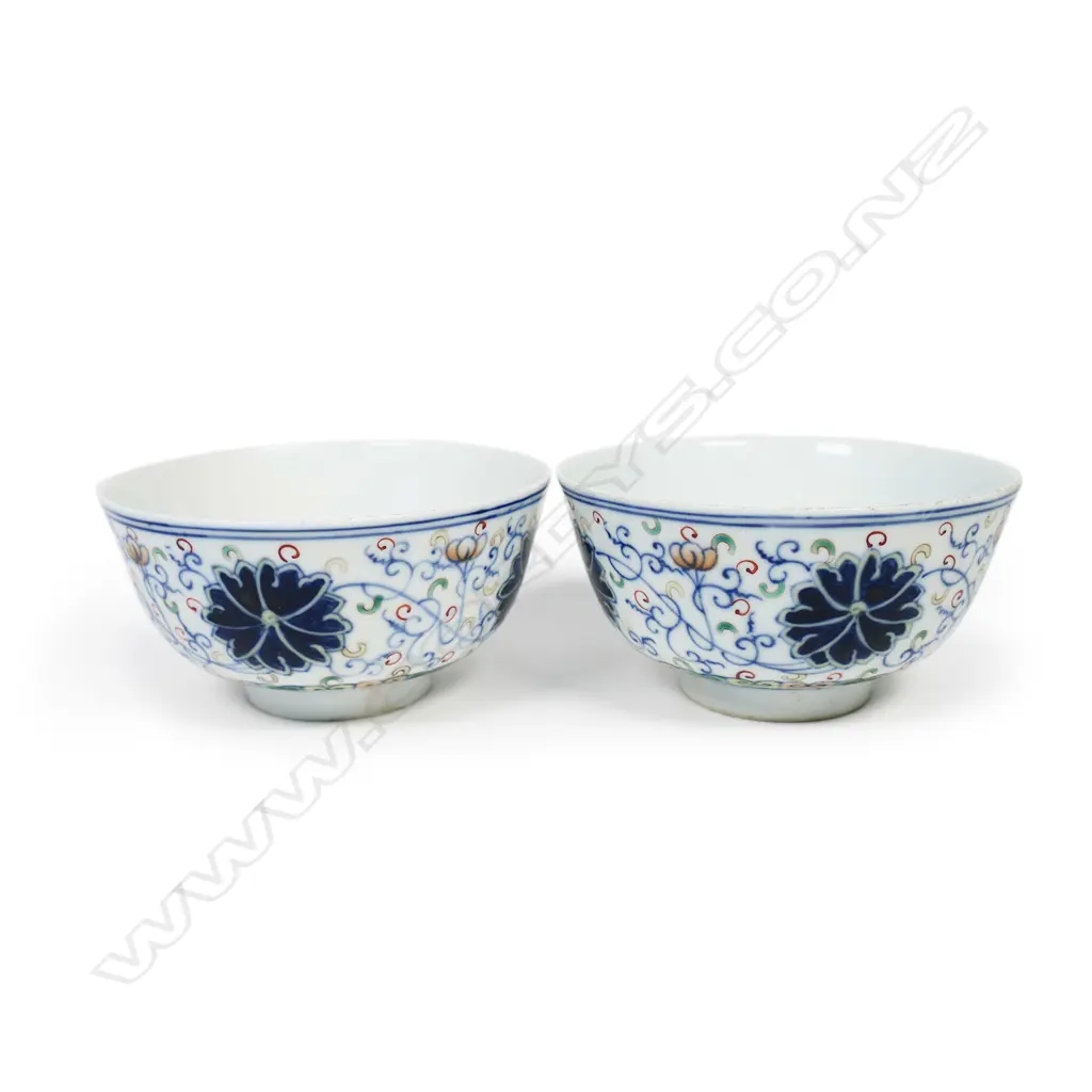 A pair of Chinese doucai rice bowls, Image 1++