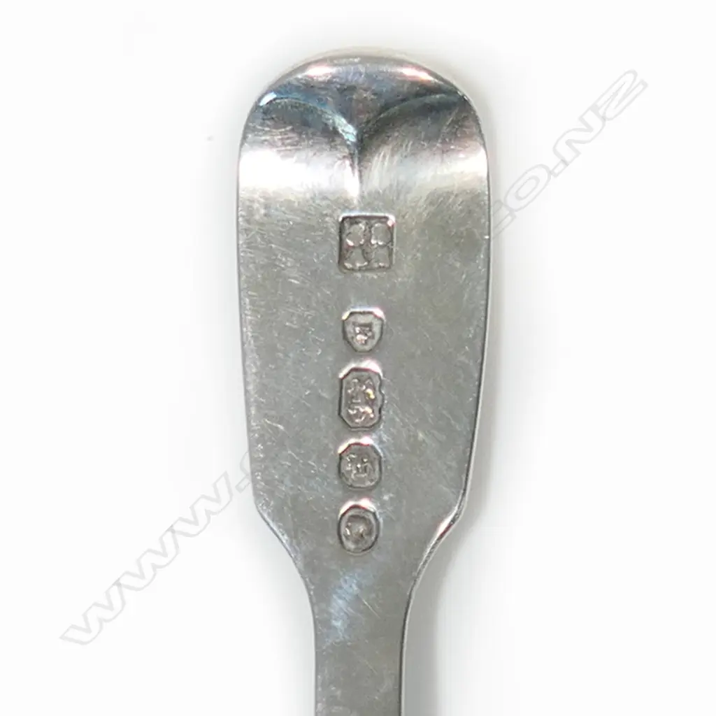 A Victorian silver caddy spoon, Image 1++