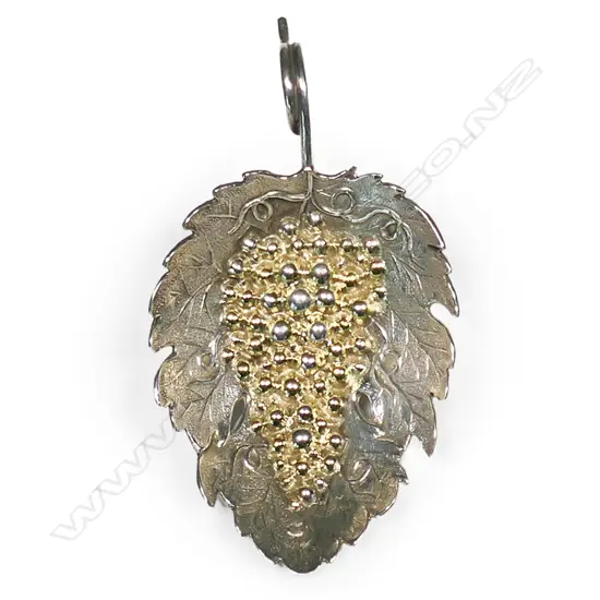 A George III silver novelty silver caddy spoon,