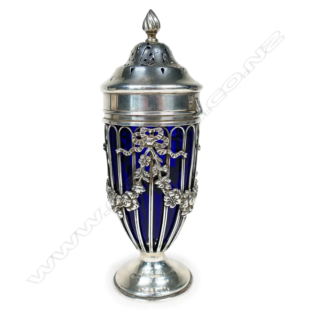 An Edwardian Regency style silver sugar caster, Image 1++
