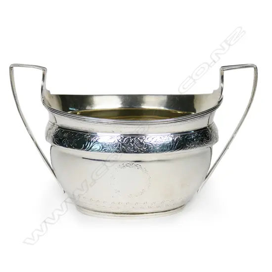 A George III silver sugar bowl,