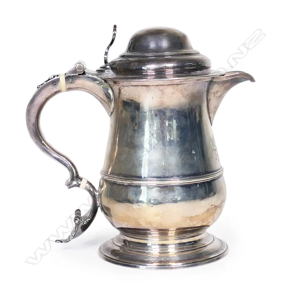 An impressive early George III silver lidded tankard/jug, Image 1++