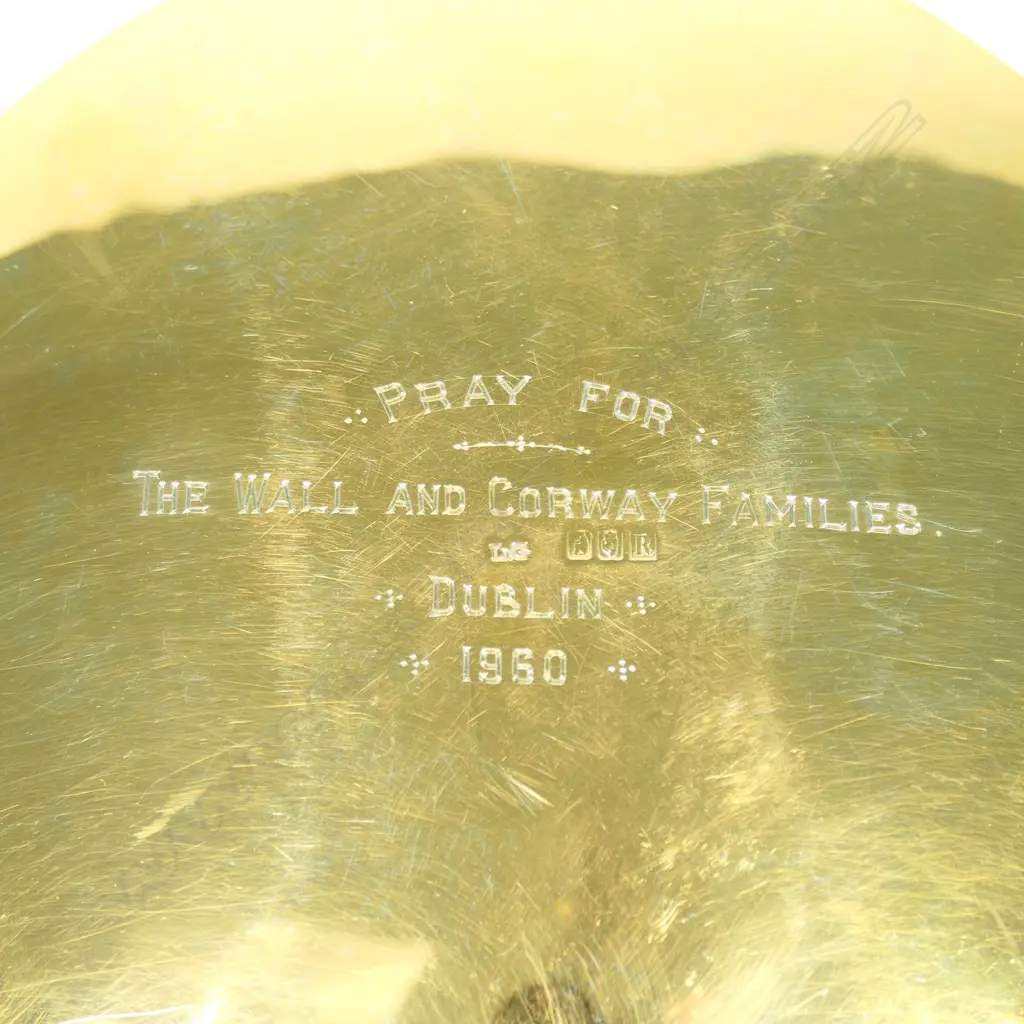 A silver gilt liturgical religious paten, Image 1++