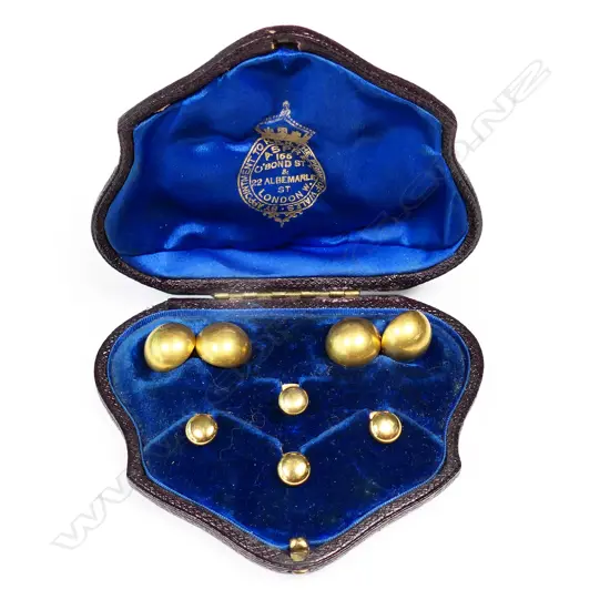 A c.1900 18ct yellow gold cufflink and shirt stud set,