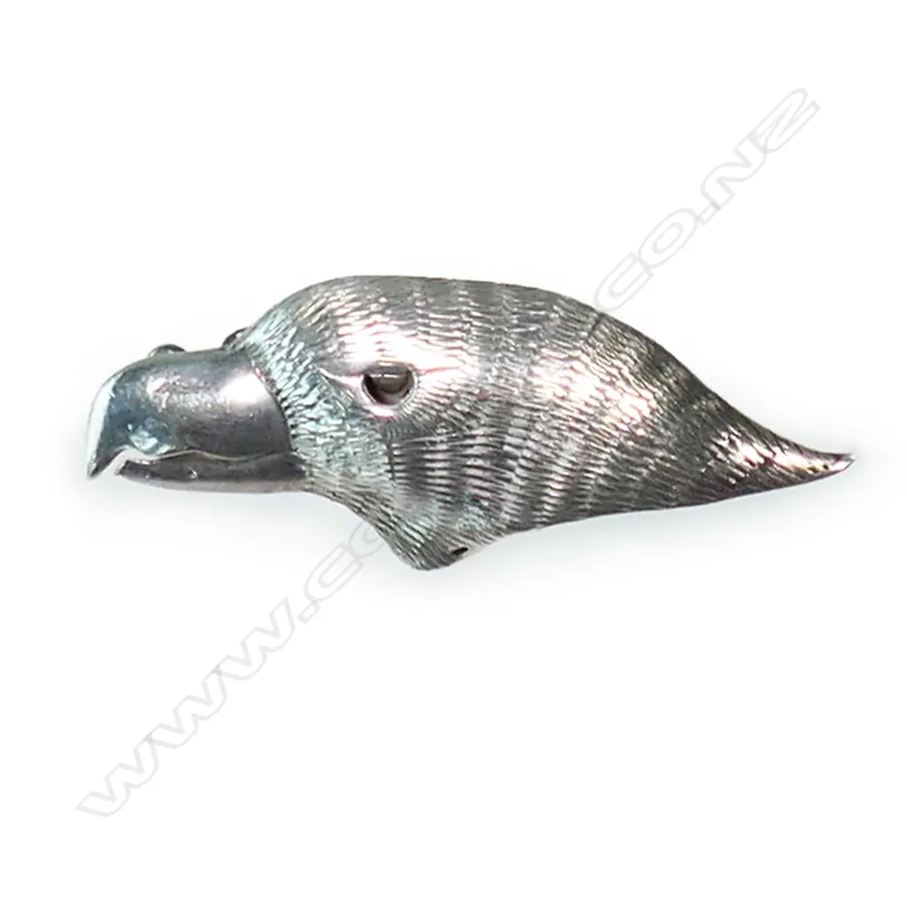 Tony Buller (Patoni) NZ silver falcon head brooch, Image 1++