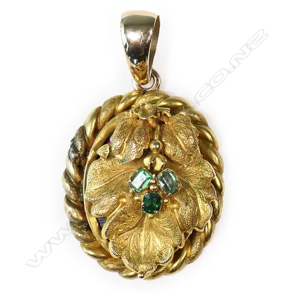 A 19thC gilded 18ct. yellow gold brooch, Image 1++