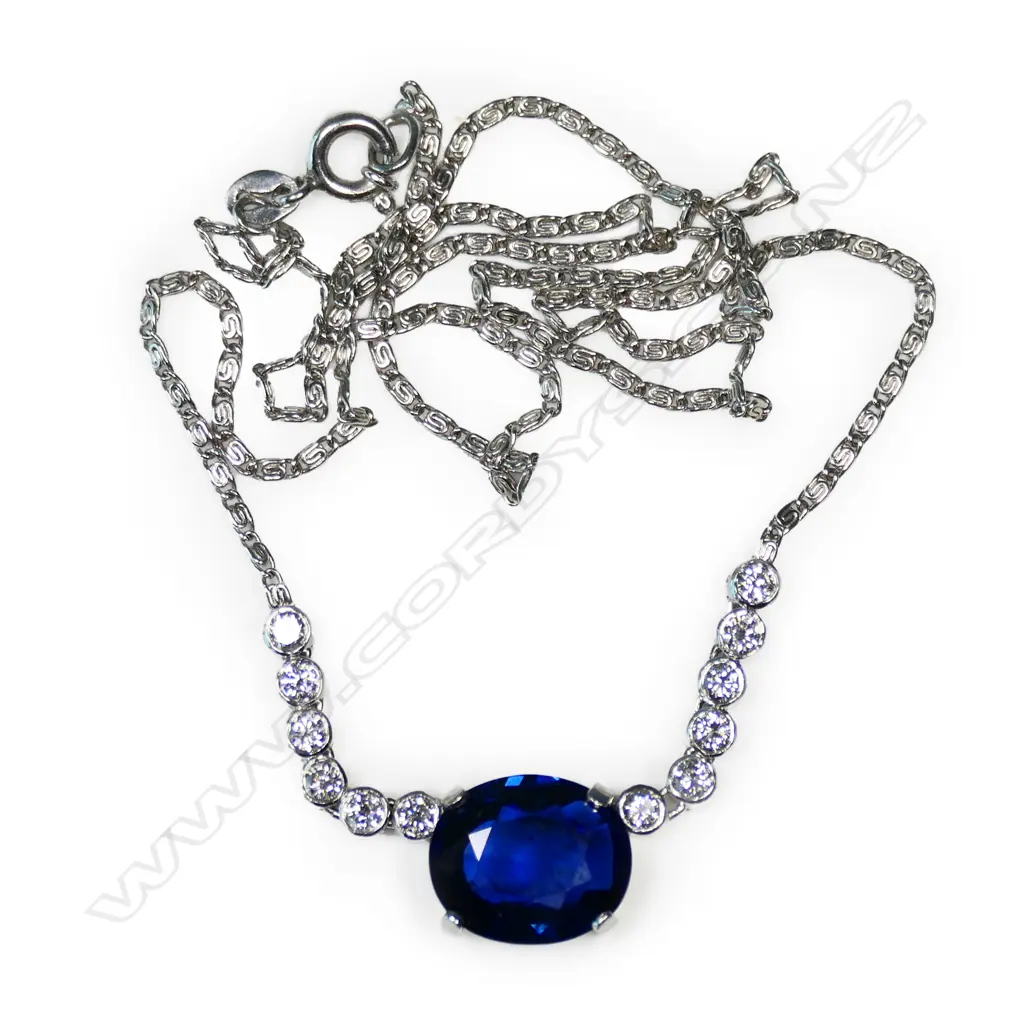 A platinum sapphire and diamond necklace, Image 1++