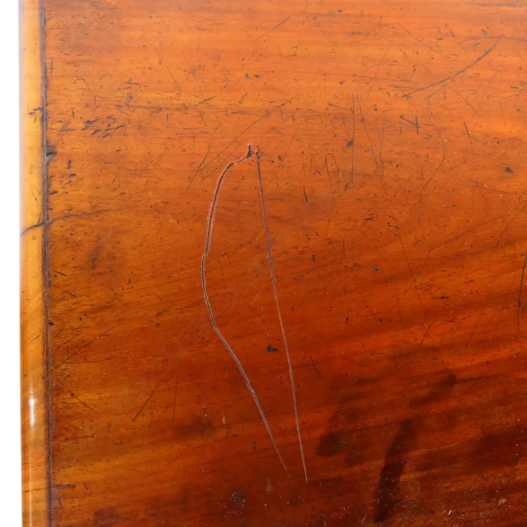 A Victorian mahogany flat front five drawer chest, Image 1++