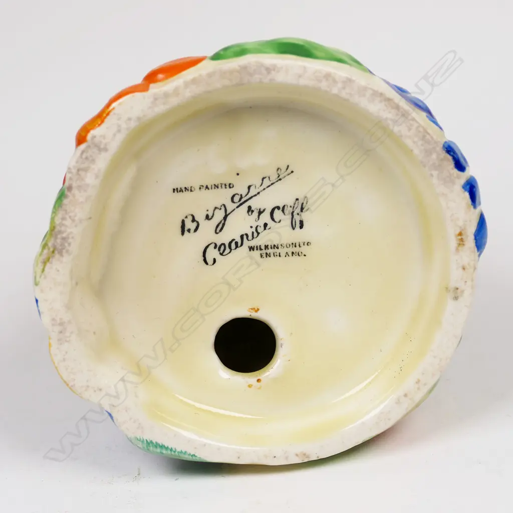 A Clarice Cliff Bizarre 'My Graden' sifter, Image 1++