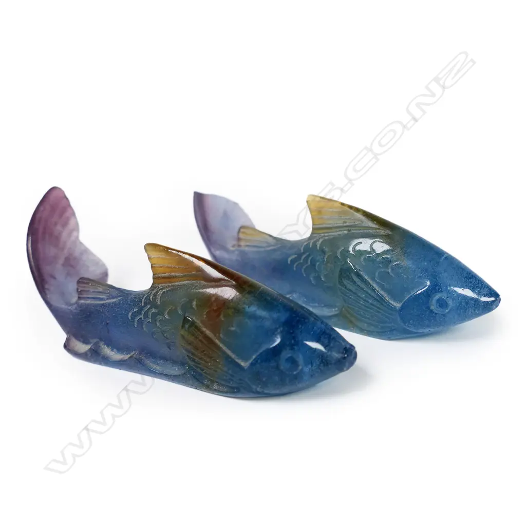 Two Daum pâte de verre multi-coloured fish, Image 1++