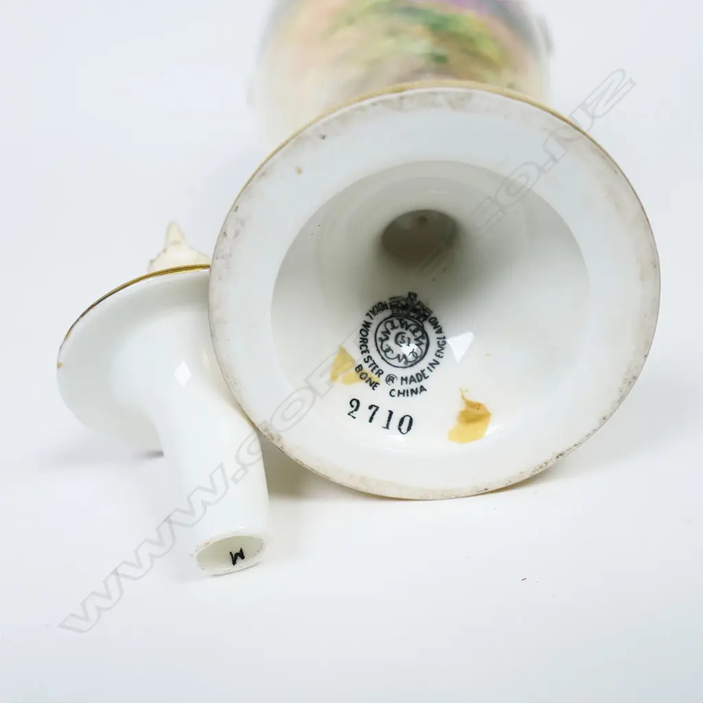 A Royal Worcester Highland cattle lidded urn, Image 1++