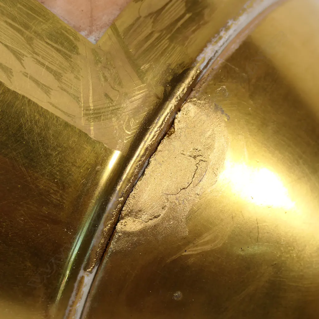 A large and impressive heavily gilded urn, Image 1++