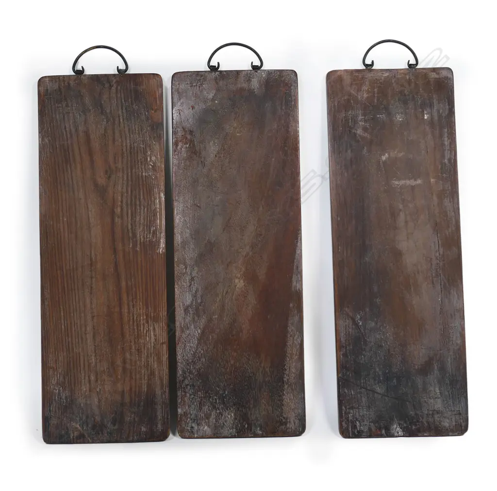 Set of three Chinese carved wood panels, Image 1++