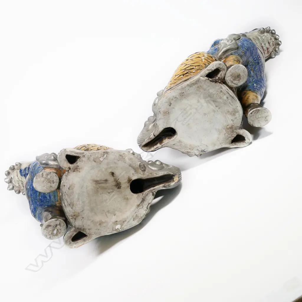 A pair of large Chinese guardian shishi dragon lions, Image 1++