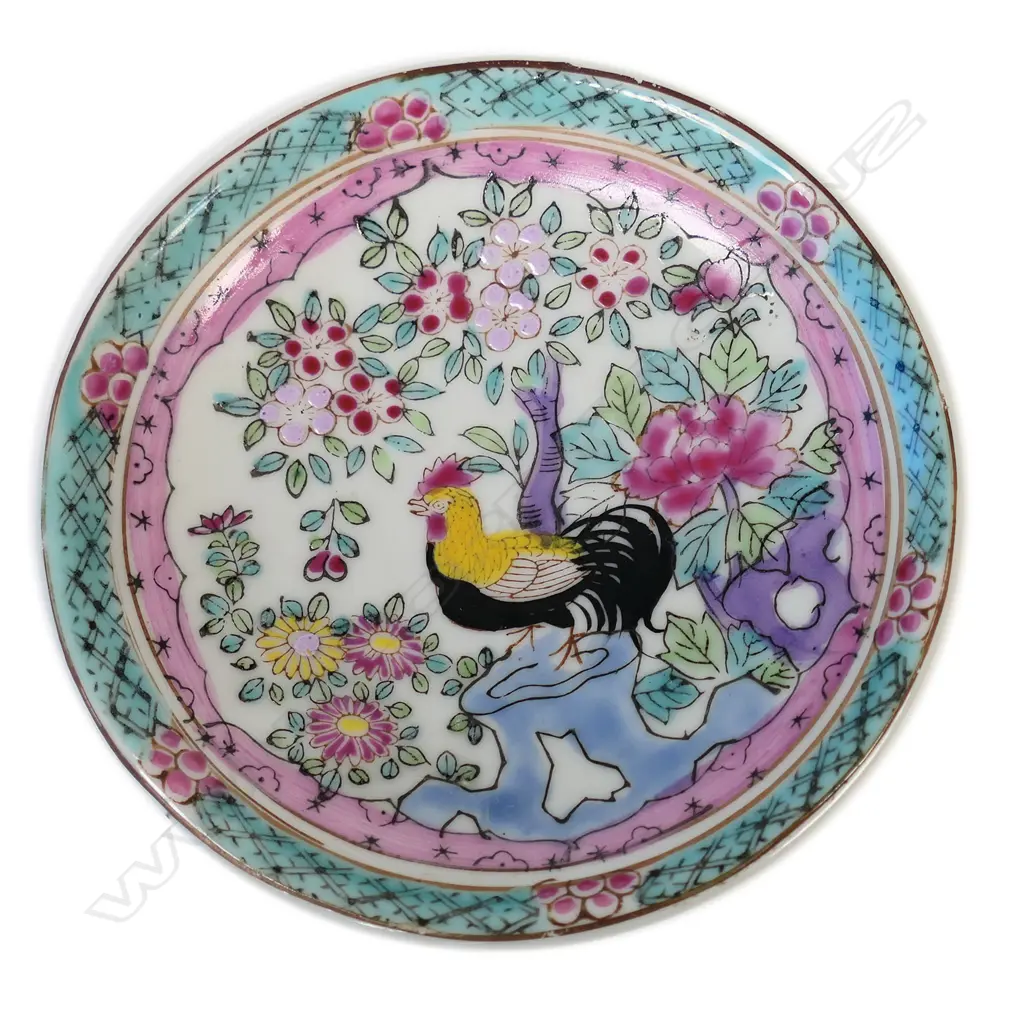 A set of six Chinese famille rose enamelled cups and saucers, Image 1++