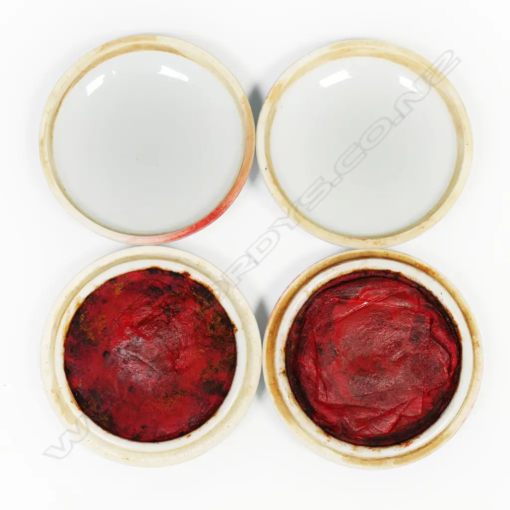 A pair of 20thC Chinese famille rose seal ink boxes Image 1++