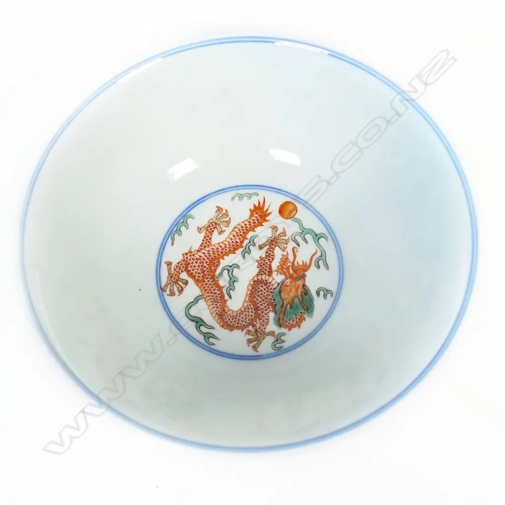 A Chinese Doucai decorated bowl, Image 1++
