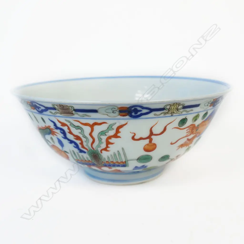 A Chinese Doucai decorated bowl, Image 1++