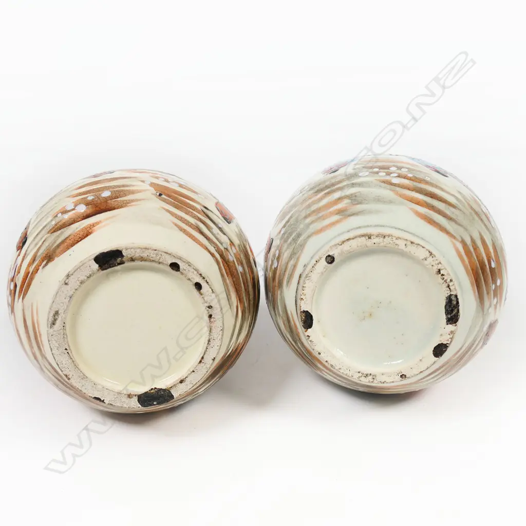 A pair of early Meiji Japanese Satsuma bottle vases, Image 1++