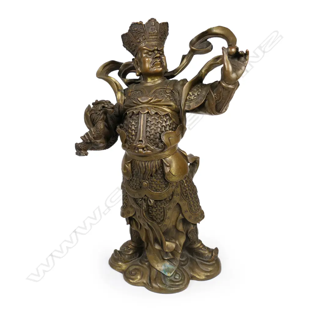 An old Japanese finely cast bronze figure of a Deity, Image 1++