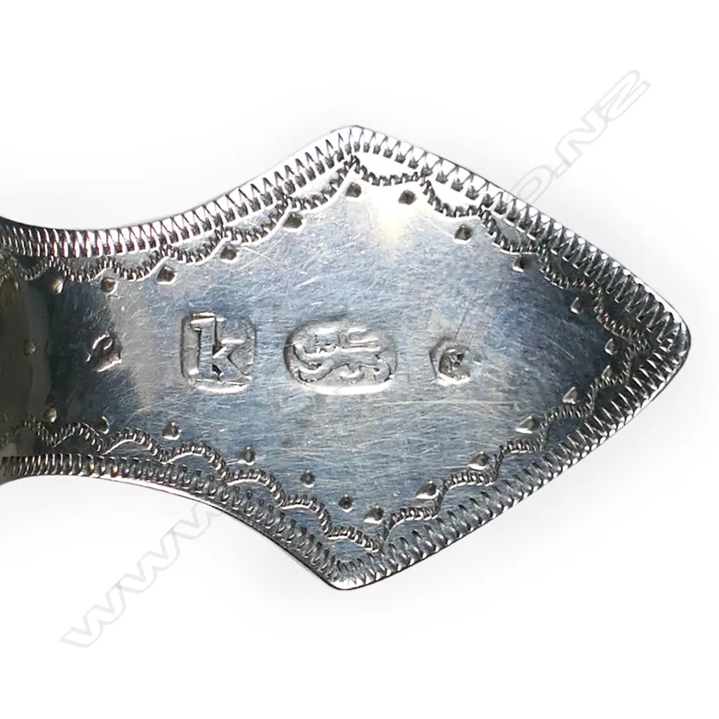 George IV silver caddy spoon, Image 1++