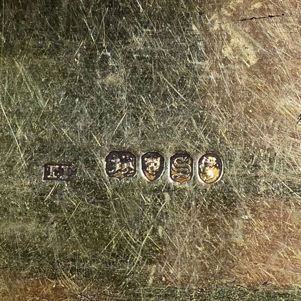 A superior quality early Victorian heavy silver table snuff box, Image 1++