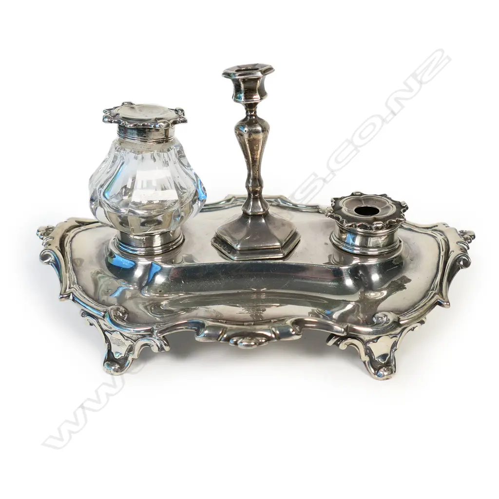 A Victorian silver desk standish, Image 1++