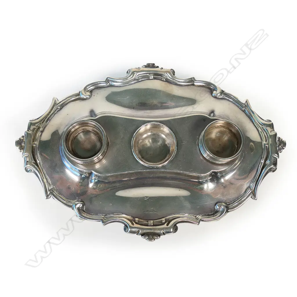 A Victorian silver desk standish, Image 1++