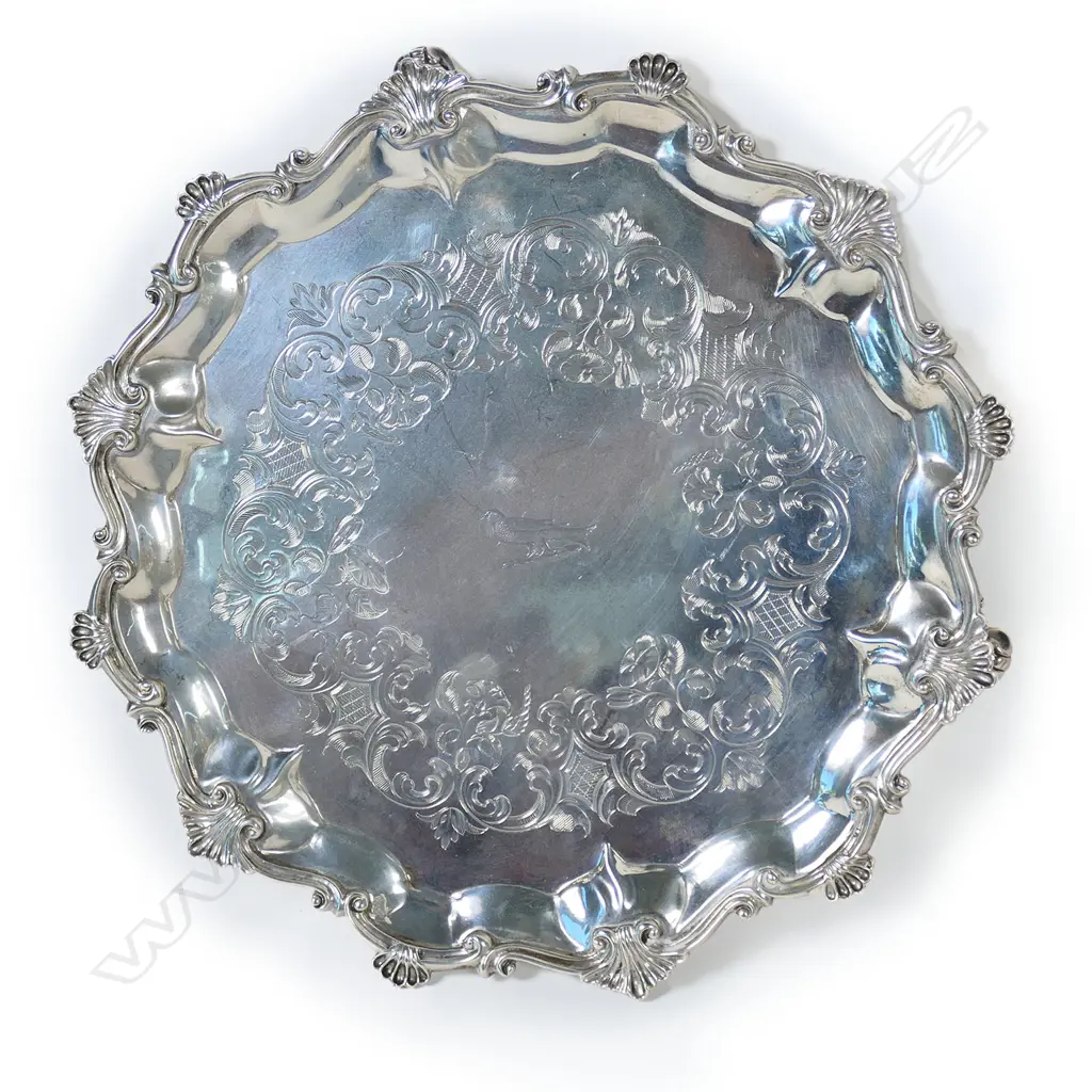 A Victorian silver pie crust rim salver, Image 1++