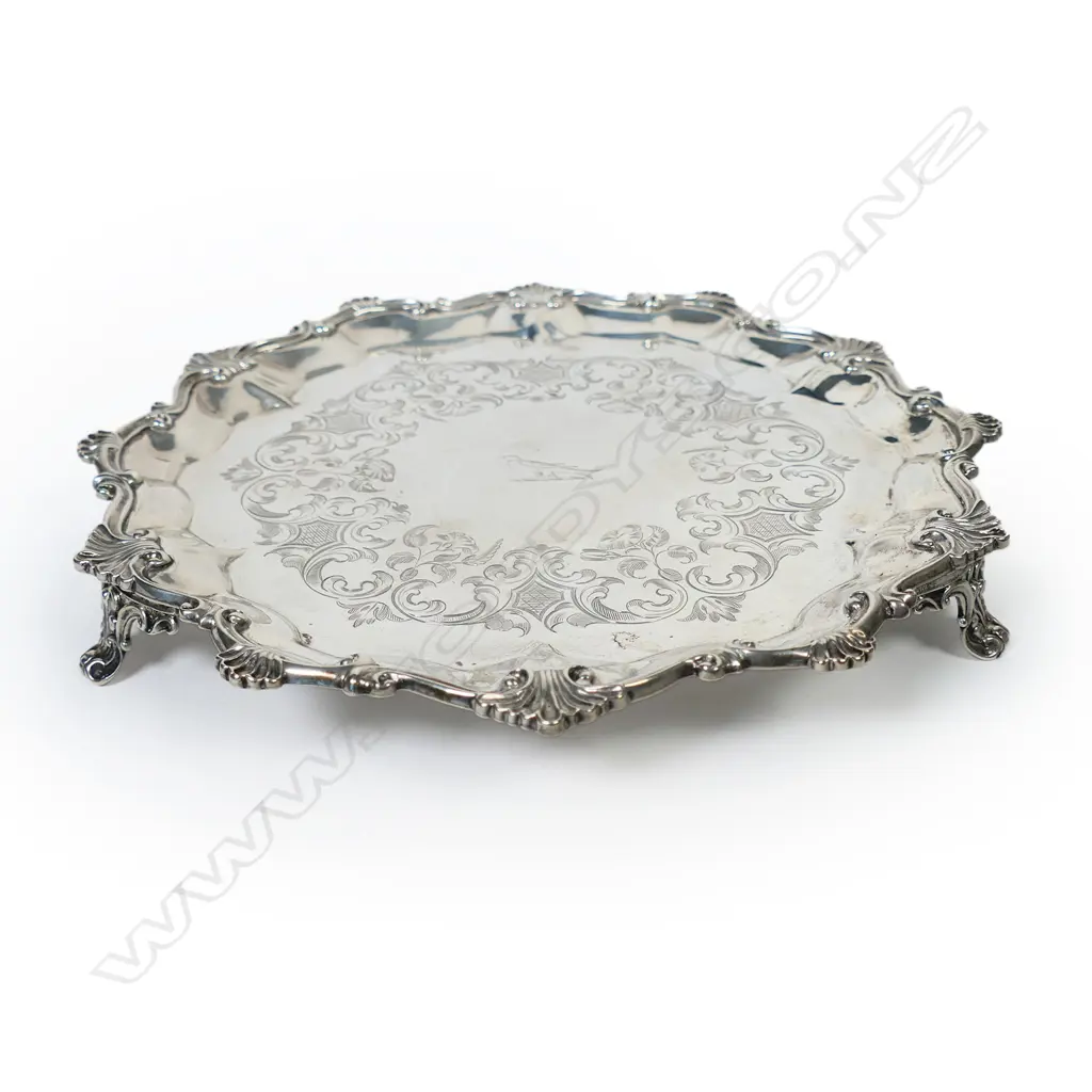 A Victorian silver pie crust rim salver, Image 1++