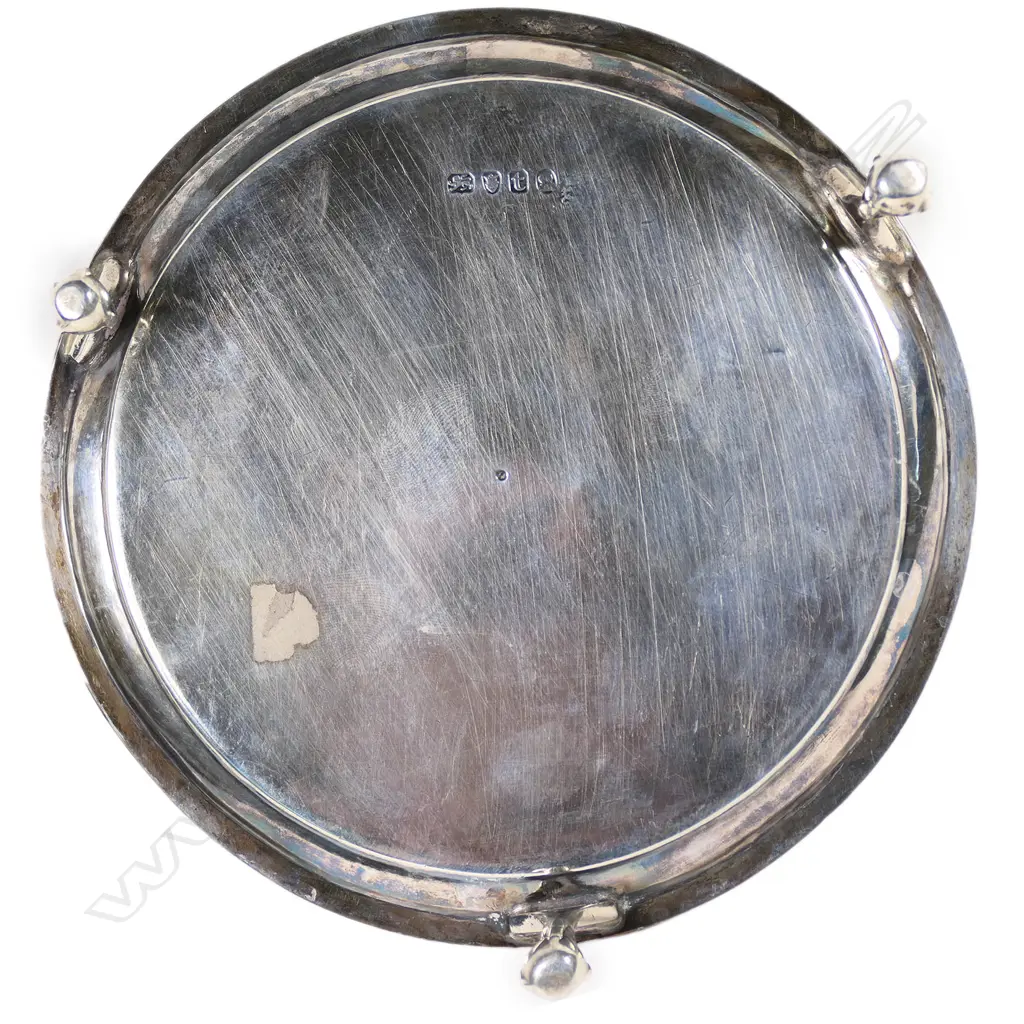 A George III silver waiter, Image 1++