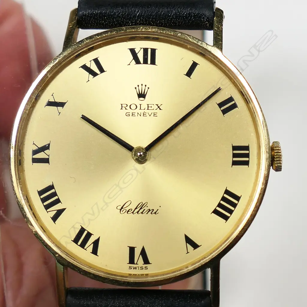 An 18ct gold Rolex Cellini wrist watch, Image 1++