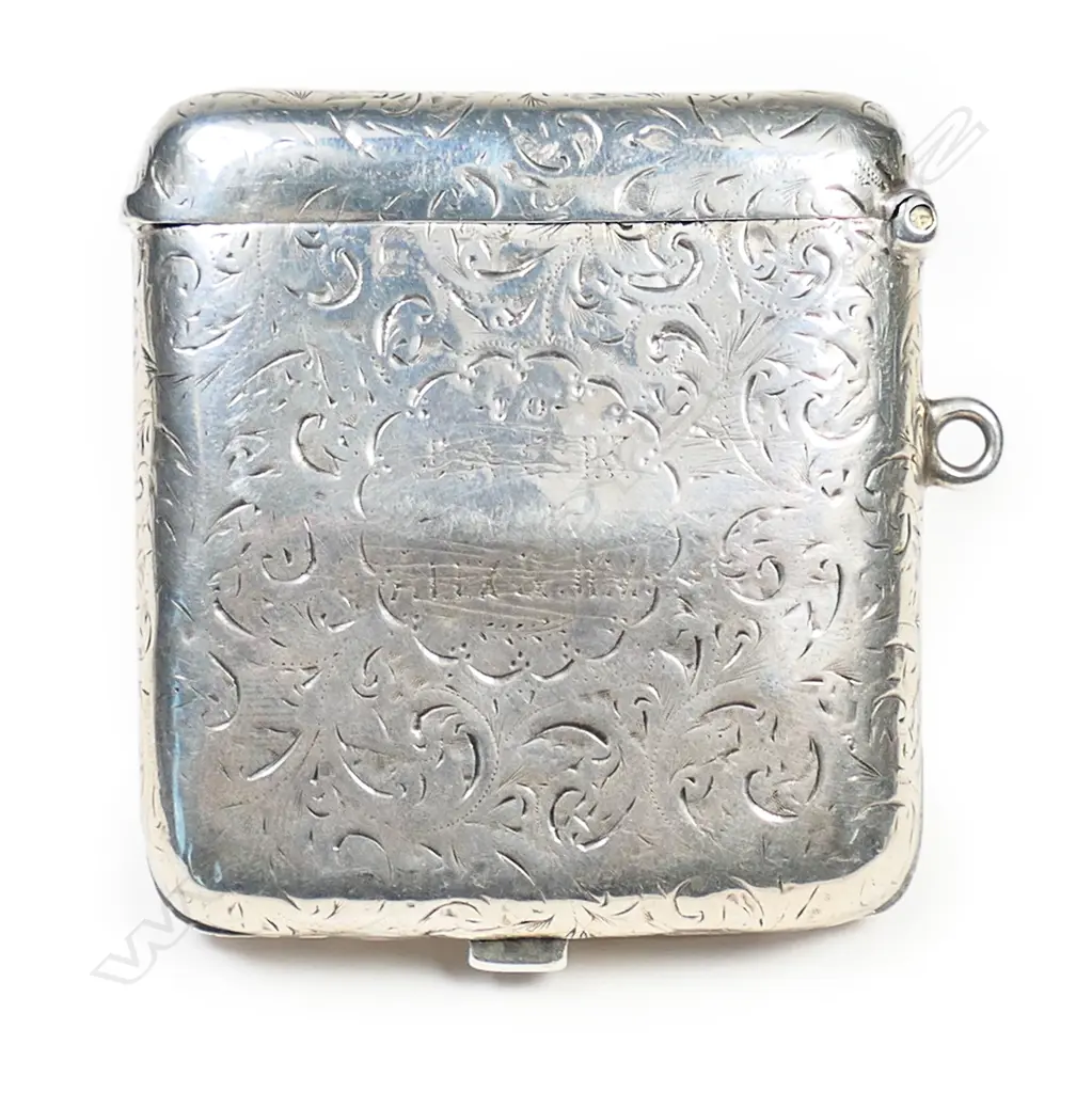 An Edwardian silver vesta and double sovereign holder, Image 1++