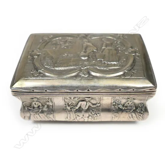A late 1800s Dutch silver small lidded box,