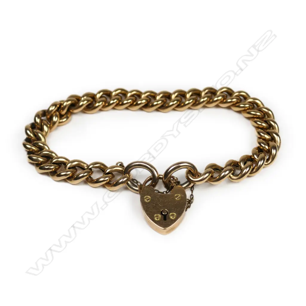 A c1900 15ct rose gold curb link bracelet, Image 1++
