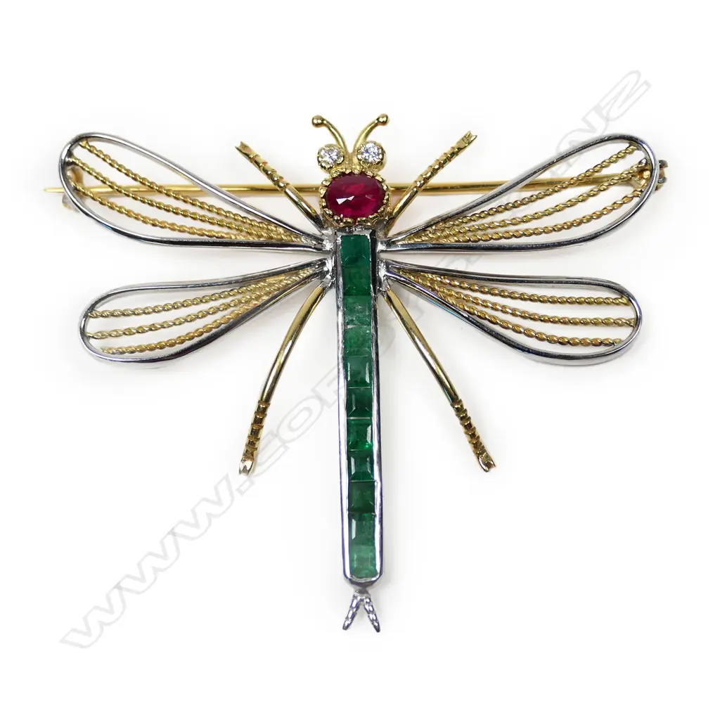 An 18ct yellow and white gold gem set dragon fly brooch, Image 1++