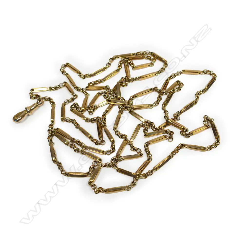 A c1900 yellow 9ct gold muff chain, Image 1++