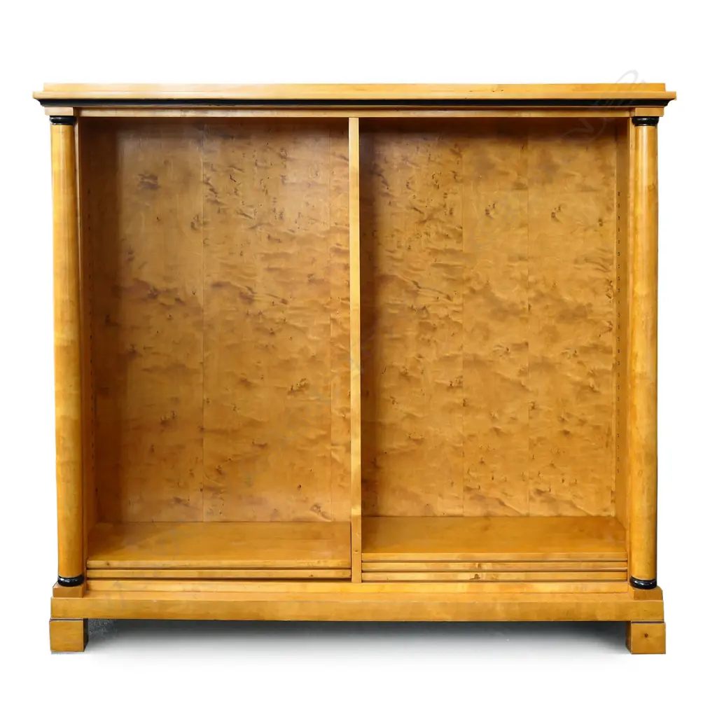 Biedermeier style Birdseye Maple bookcase, Image 1++