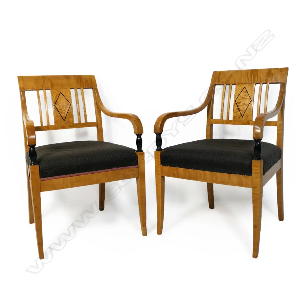 A pair of 19thC satinwood carver chairs, Image 1++