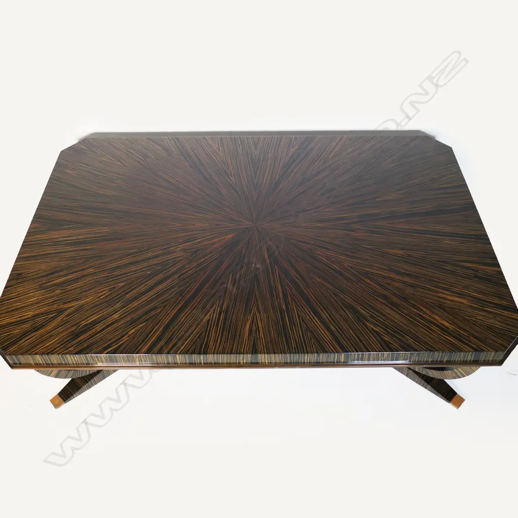 A contemporary Art Deco style coffee table, Image 1++