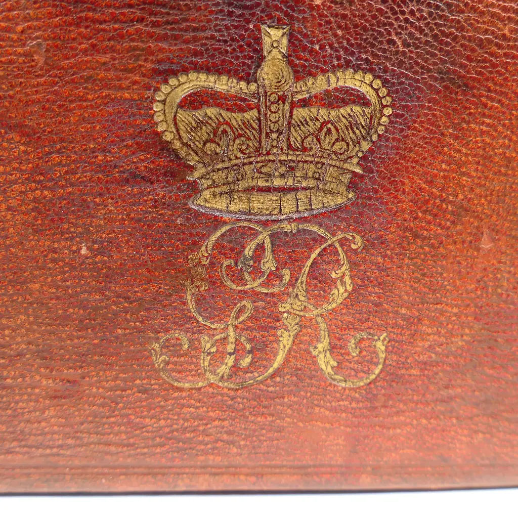 An uncommon Geo.III red Morocco leather bound despatch box, Image 1++
